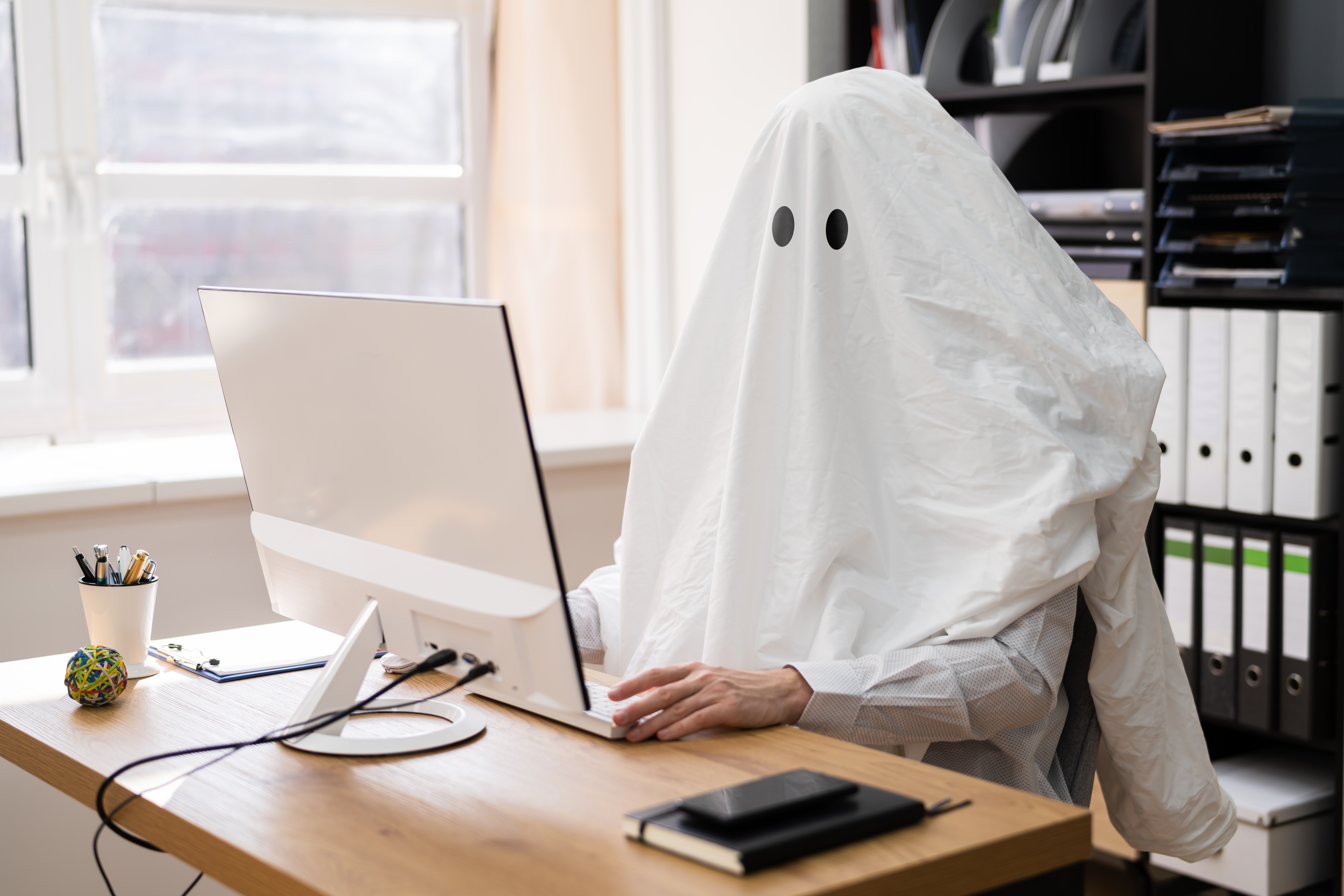 How To Choose A Ghostwriting Agency In 2023?